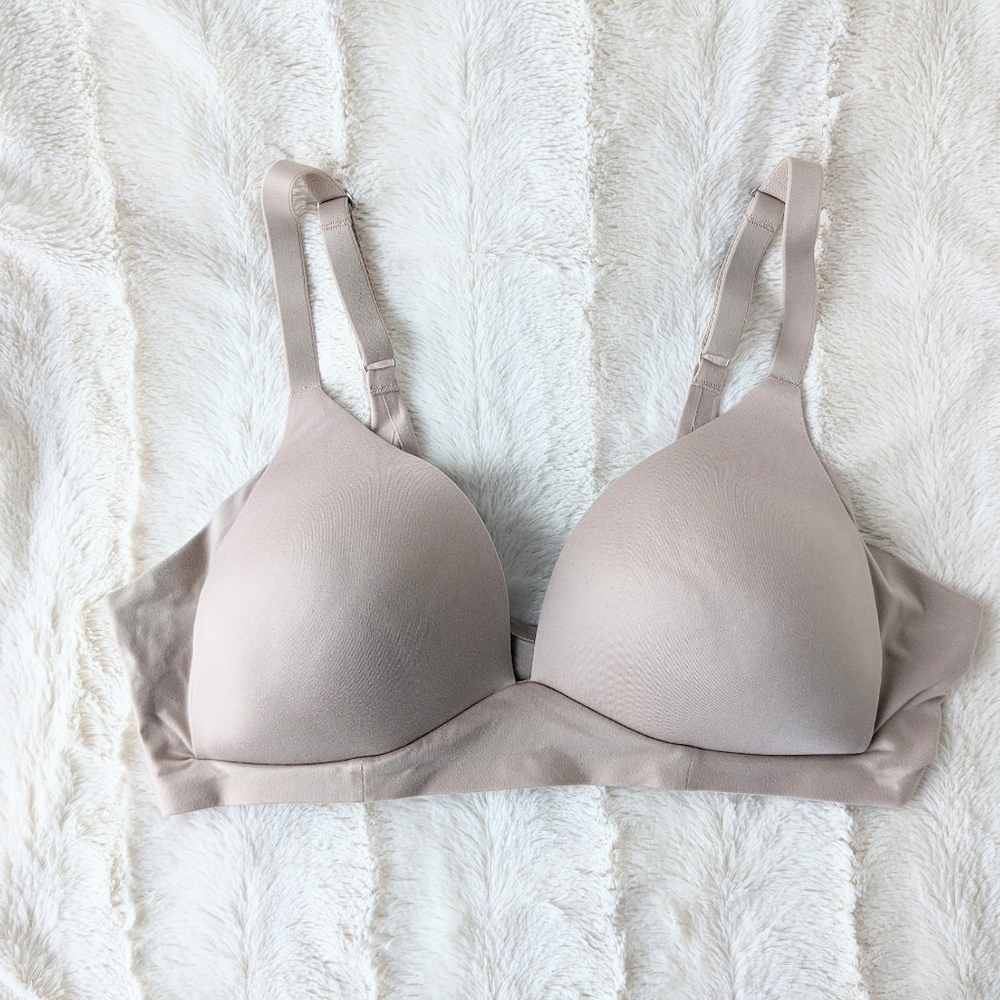 Aerie real sunny wireless bra bralette beige nude 34C
